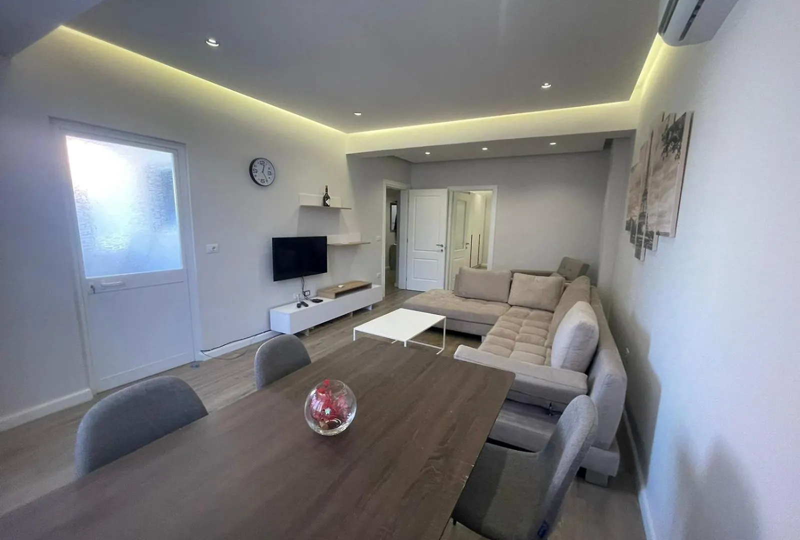 טיראנה Hb Apartment