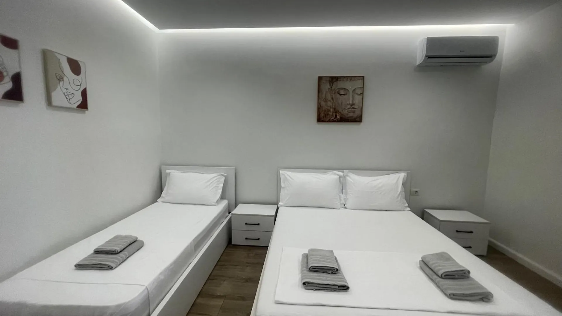 טיראנה Hb Apartment 0*,  אלבניה